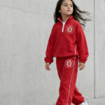 Спортивний костюм Spirit з кантом і принтом червоний